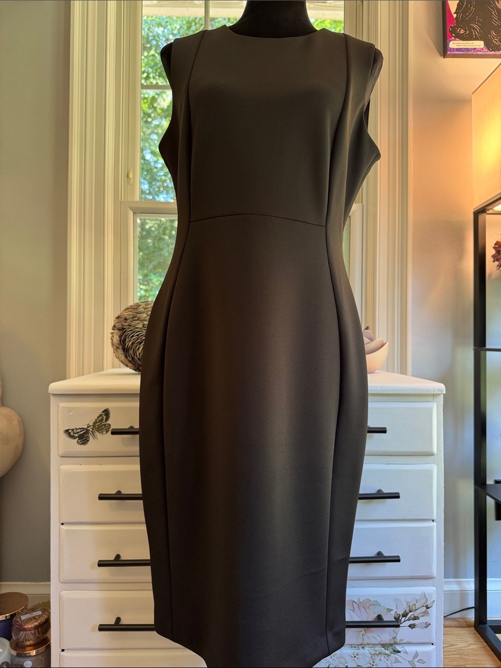 Calvin Klein Black Sleeveless Sheath